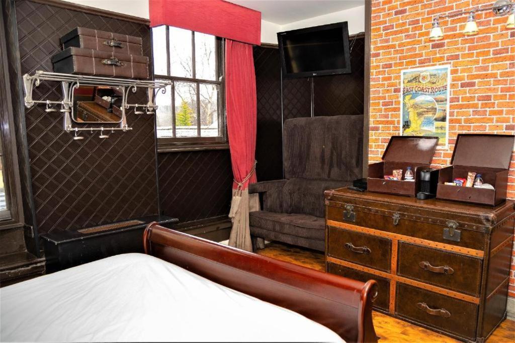 Oyo The Townhouse Hotel Durham