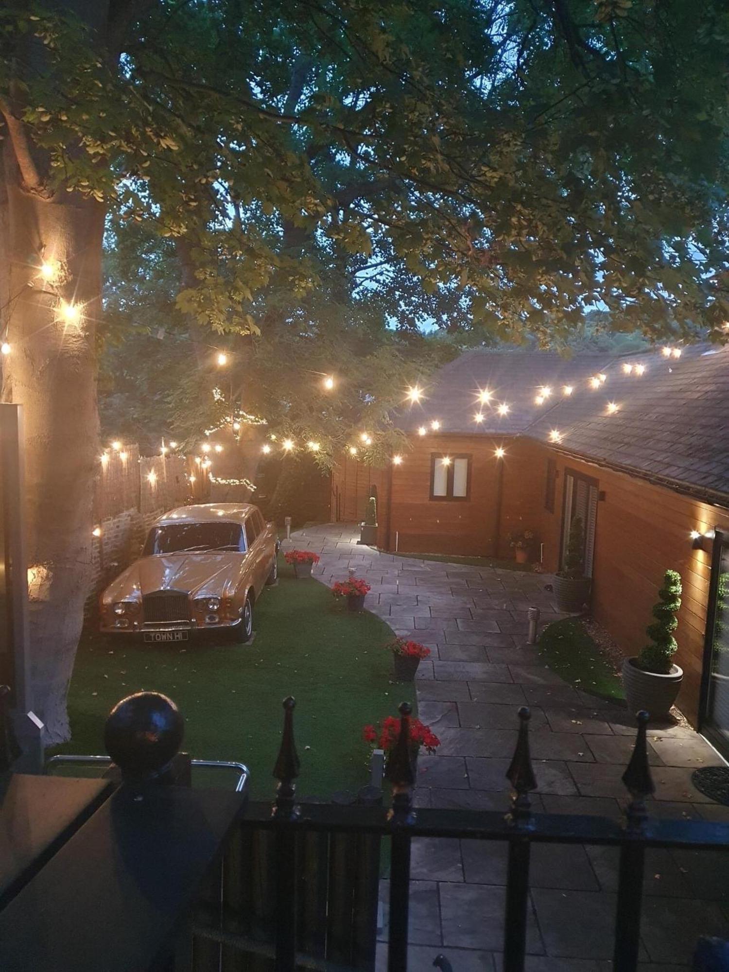 Oyo The Townhouse 5* Durham