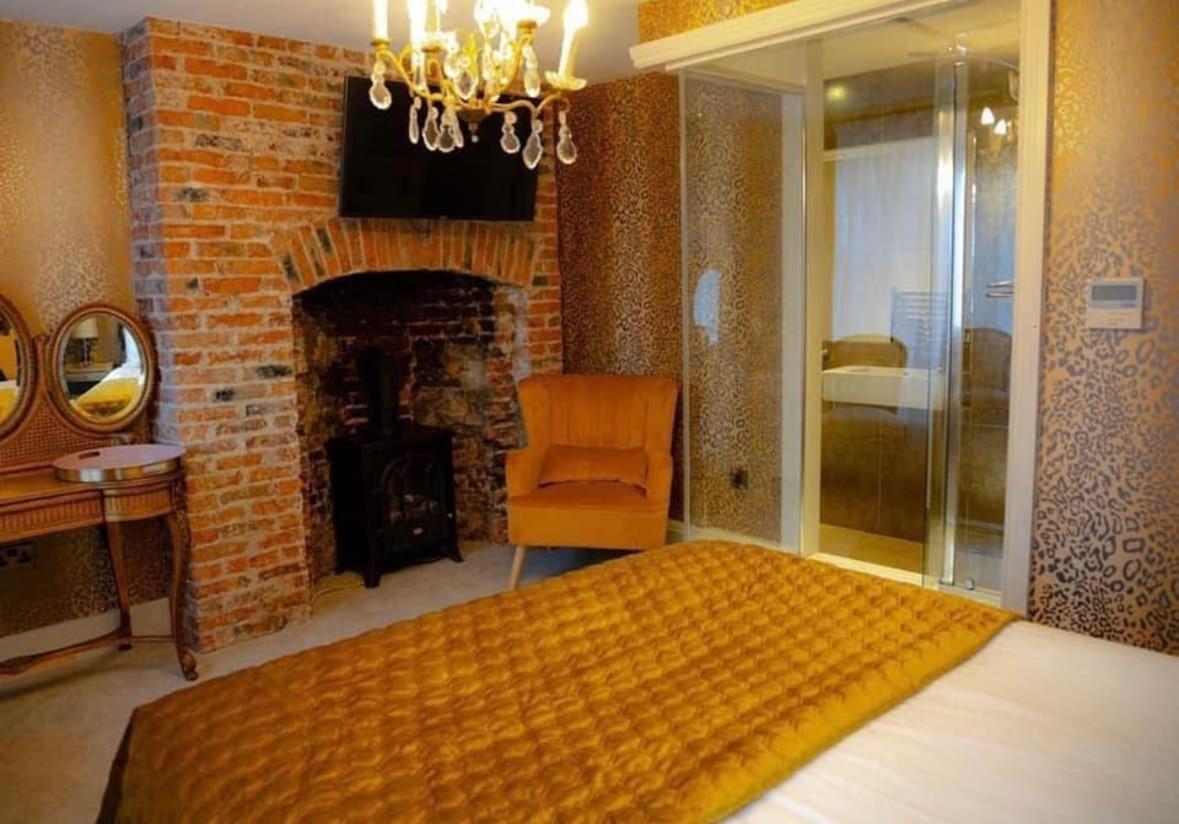 Hotel Oyo The Townhouse Durham