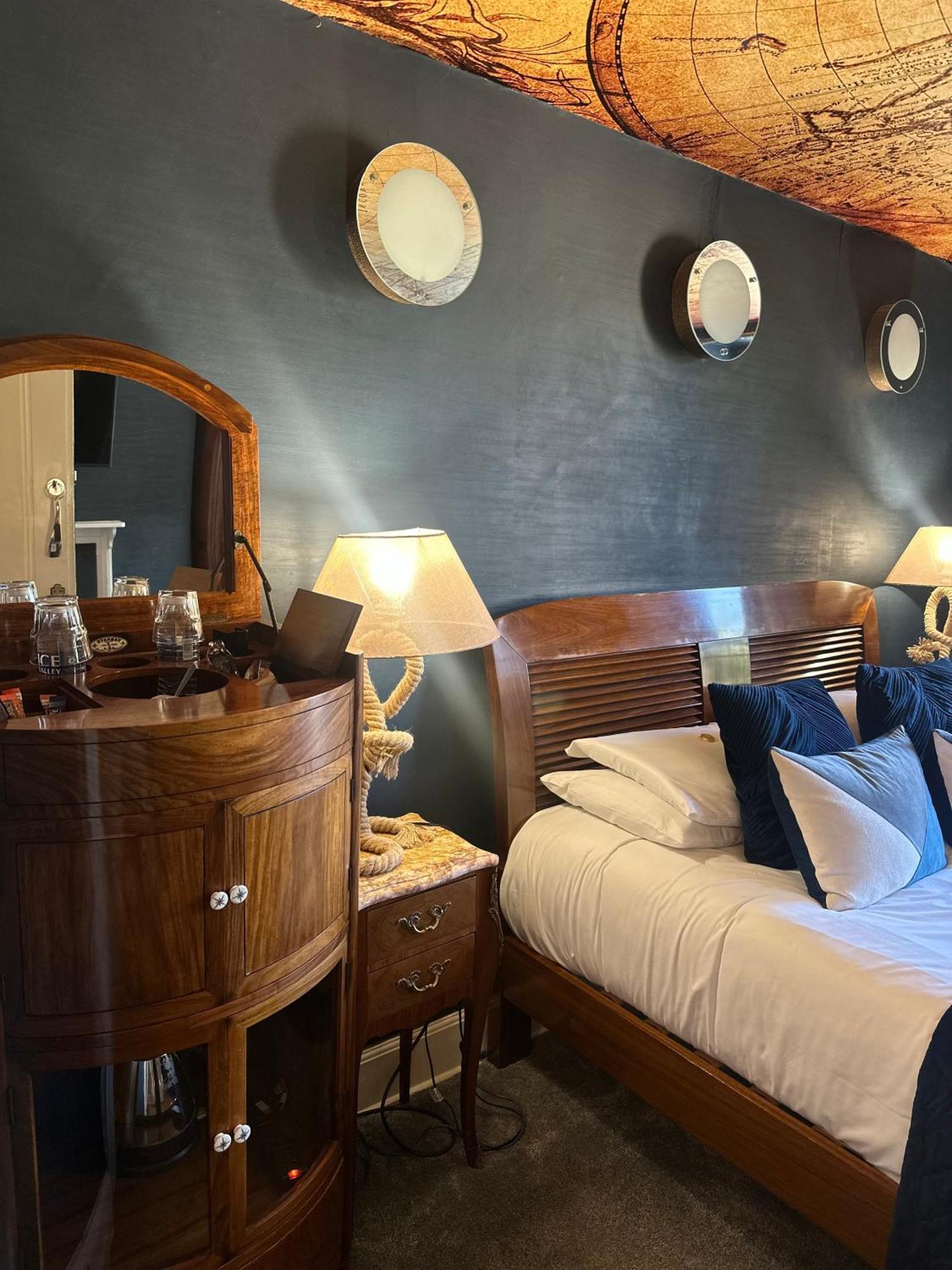 Oyo The Townhouse Durham