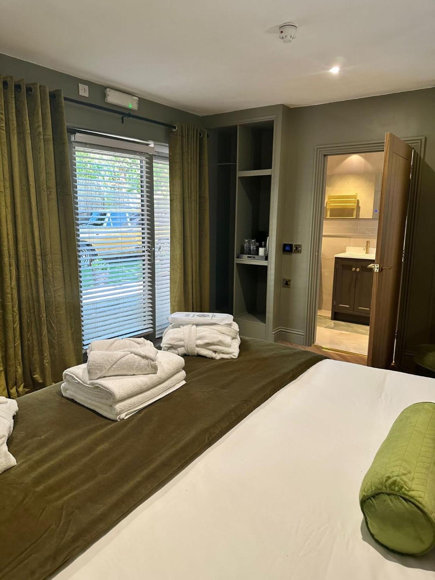 Oyo The Townhouse 5* Durham