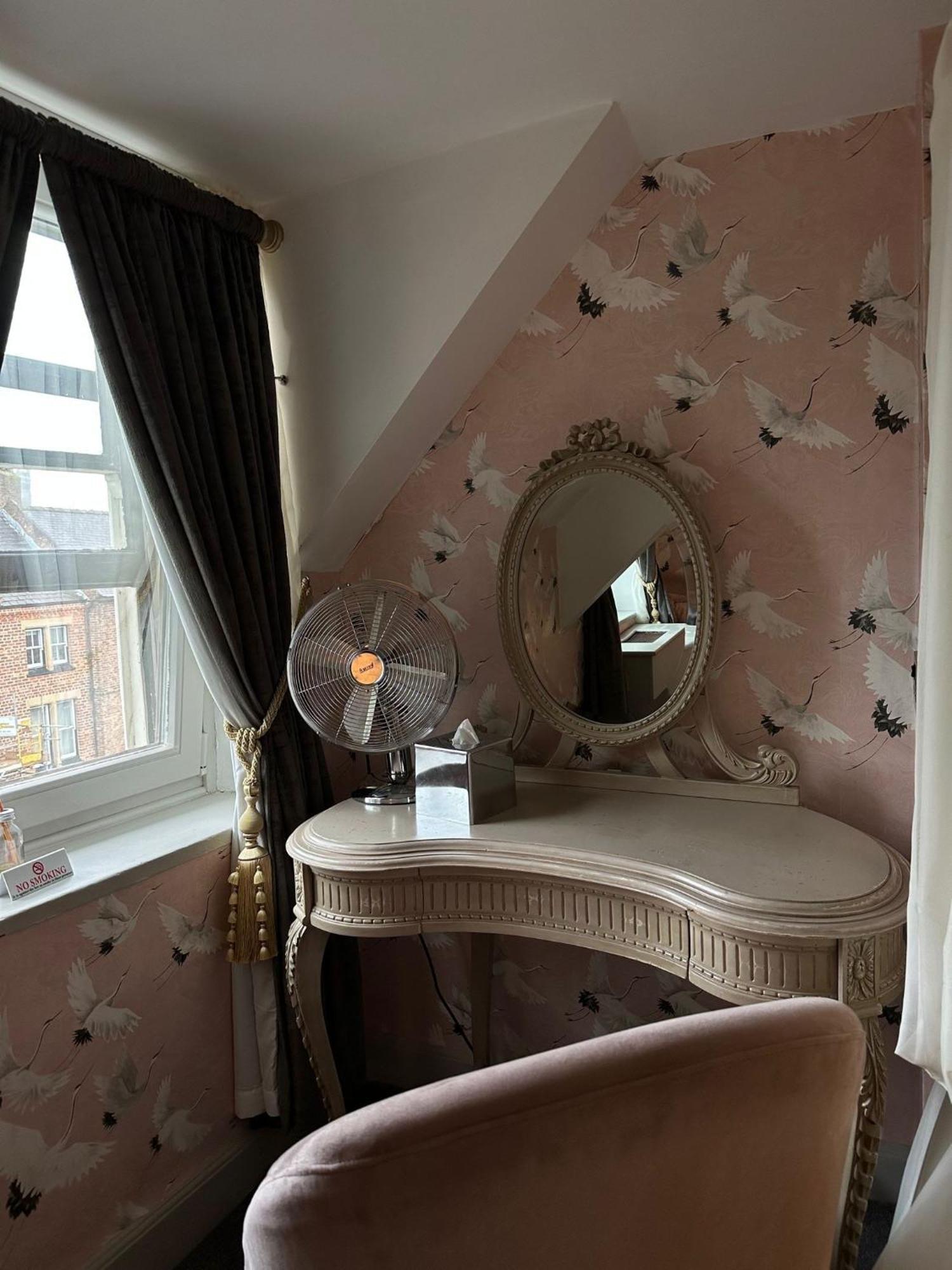 Oyo The Townhouse Hotel 5*