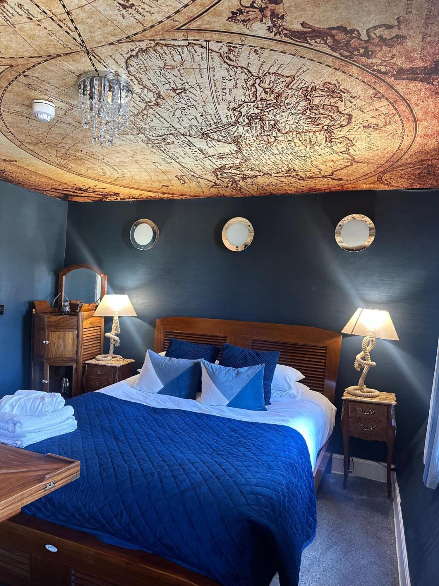 Oyo The Townhouse 5* Durham